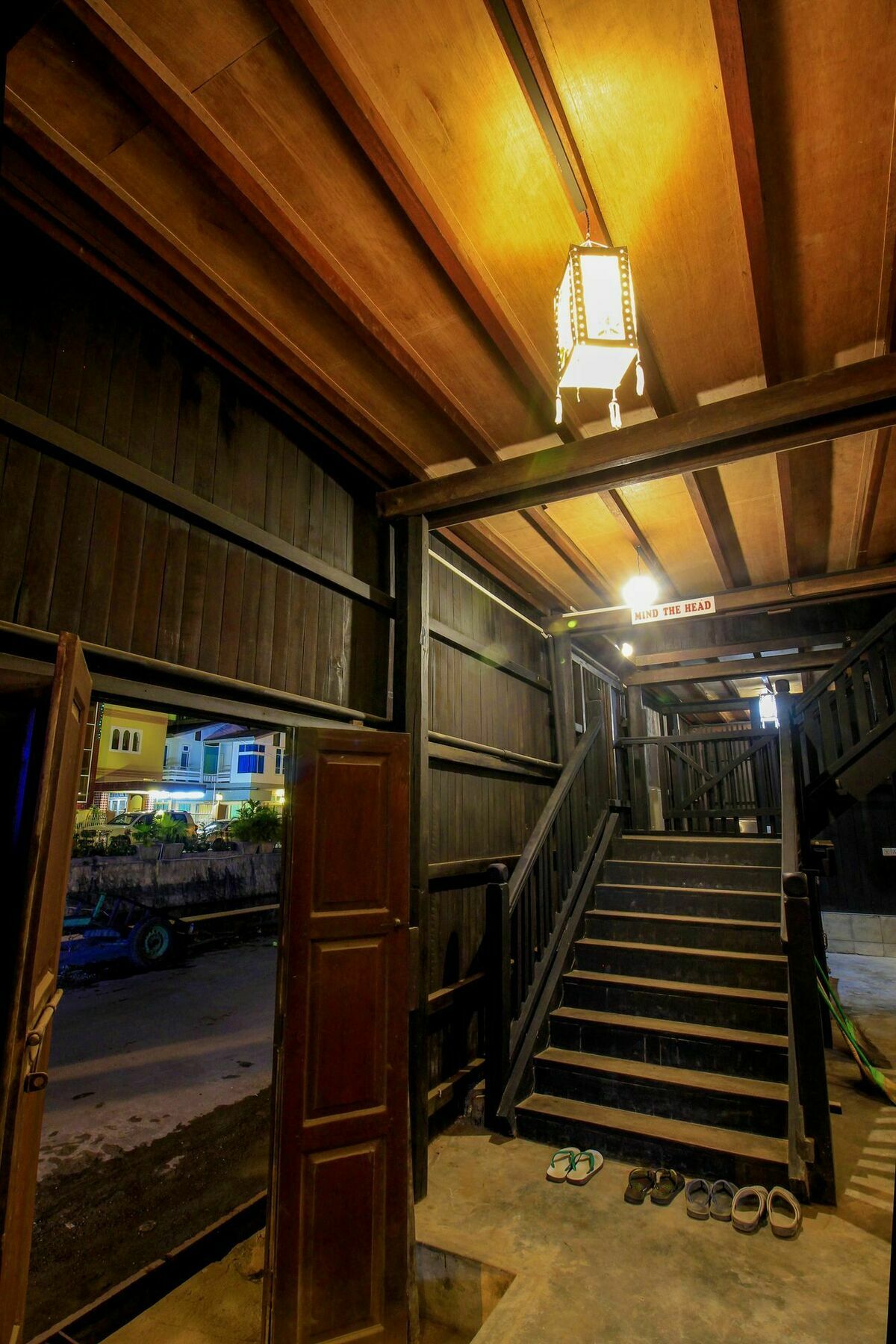 Hardwood Lodge Nyaung Shwe Exterior photo